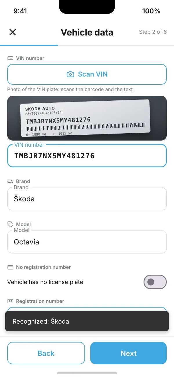 ‘Vehicle data’ step: VIN read from the plate, with the make and model filled in from it